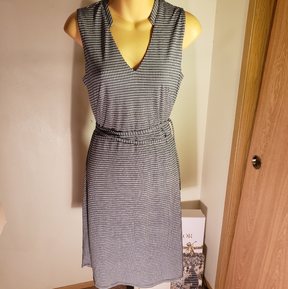 EUC Ann Taylor small dress